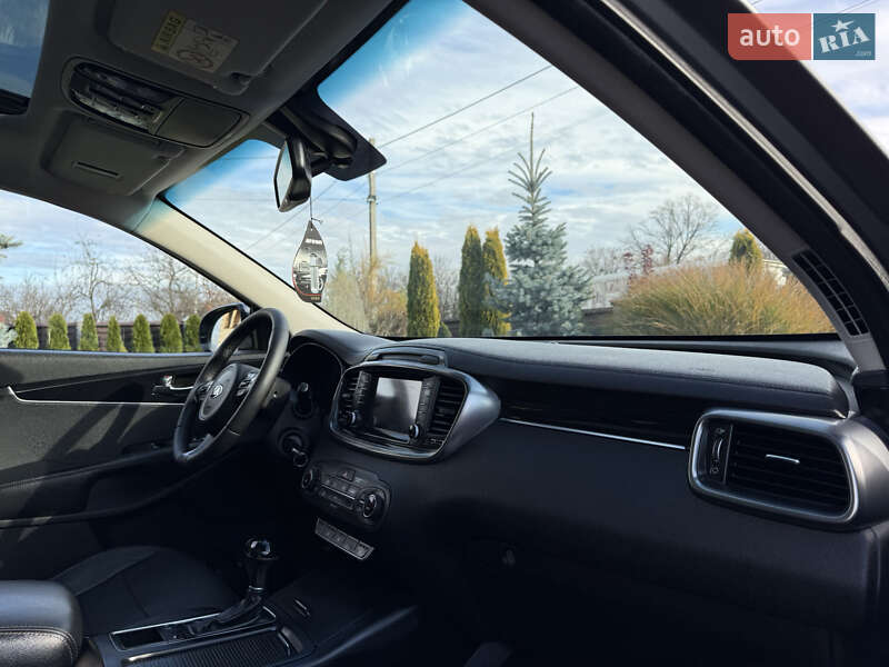 Внедорожник / Кроссовер Kia Sorento 2015 в Стрые