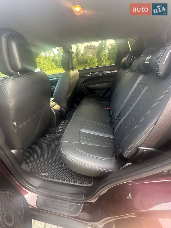 Внедорожник / Кроссовер Kia Sorento 2011 в Львове фото 11 Внедорожник / Кроссовер Kia Sorento 2011 в Львове