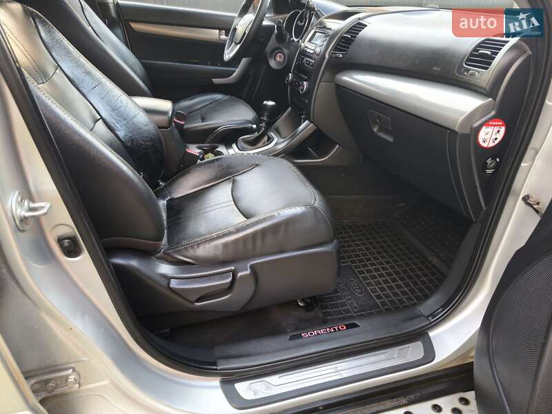 Внедорожник / Кроссовер Kia Sorento 2010 в Коломые фото 31 Внедорожник / Кроссовер Kia Sorento 2010 в Коломые