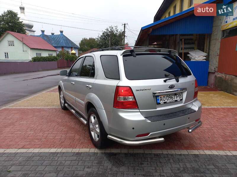 Позашляховик / Кросовер Kia Sorento 2007 в Тячеві