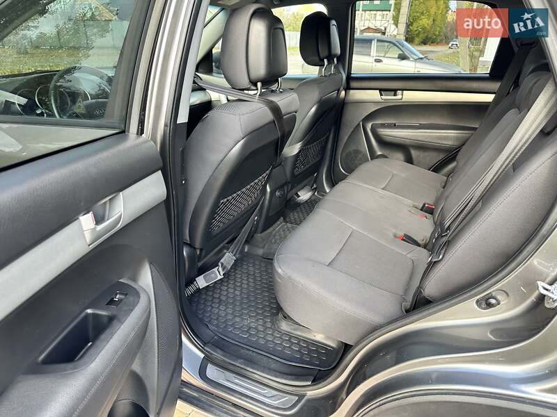 Внедорожник / Кроссовер Kia Sorento 2010 в Полтаве фото 14 Внедорожник / Кроссовер Kia Sorento 2010 в Полтаве