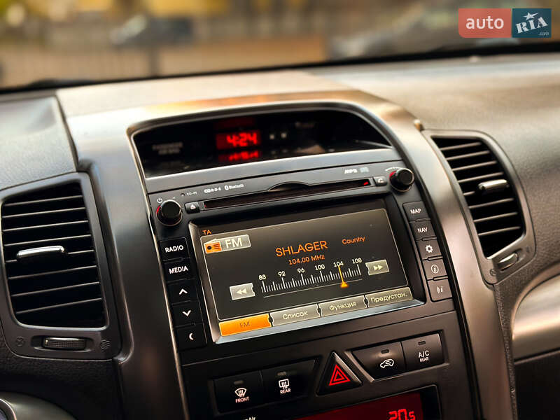 Позашляховик / Кросовер Kia Sorento 2011 в Хмельницькому