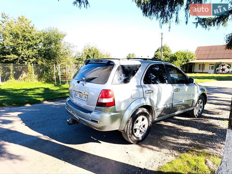 Позашляховик / Кросовер Kia Sorento 2005 в Городенці