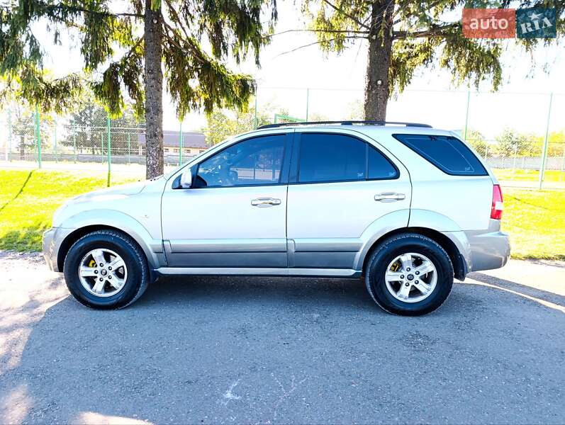 Позашляховик / Кросовер Kia Sorento 2005 в Городенці