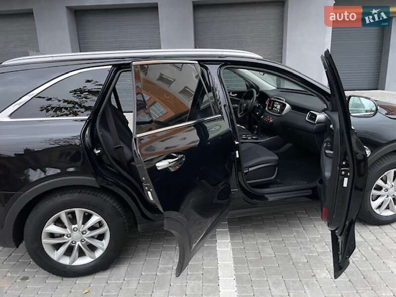 Внедорожник / Кроссовер Kia Sorento 2017 в Виннице