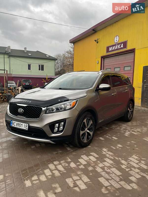 Позашляховик / Кросовер Kia Sorento 2017 в Бориславі