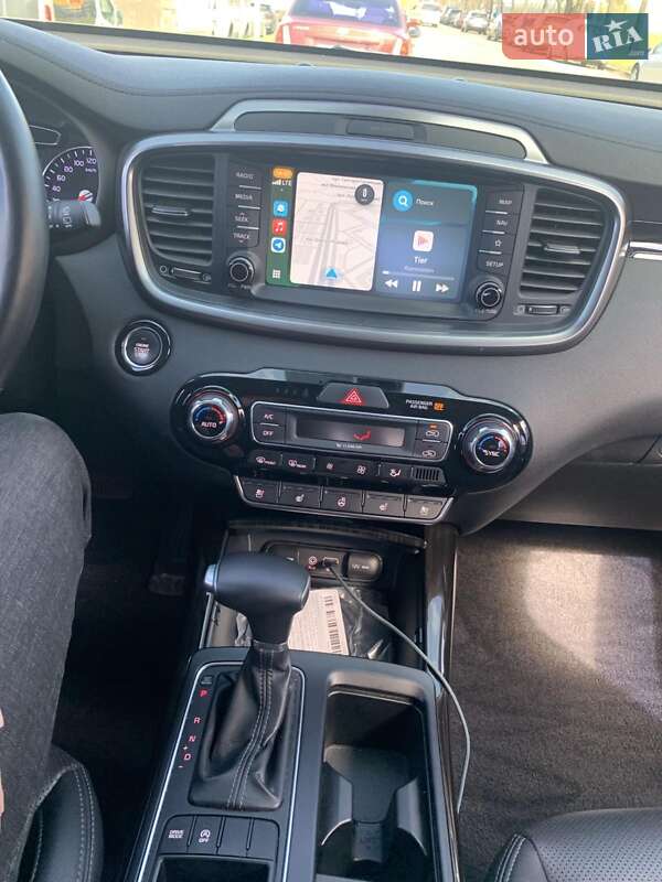 Позашляховик / Кросовер Kia Sorento 2019 в Києві фото 6 Позашляховик / Кросовер Kia Sorento 2019 в Києві