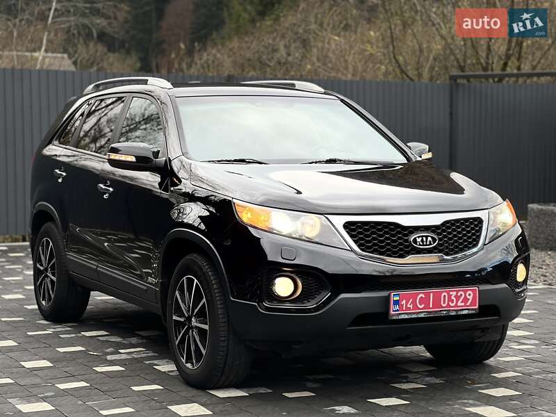 Позашляховик / Кросовер Kia Sorento 2012 в Ужгороді