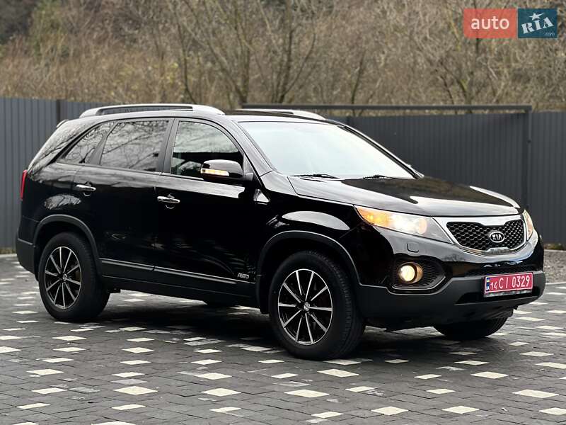 Позашляховик / Кросовер Kia Sorento 2012 в Ужгороді