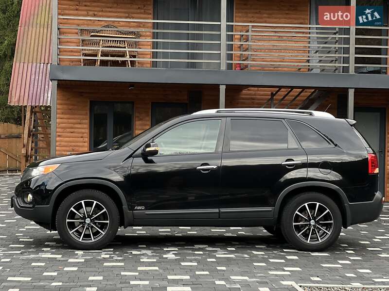 Позашляховик / Кросовер Kia Sorento 2012 в Ужгороді