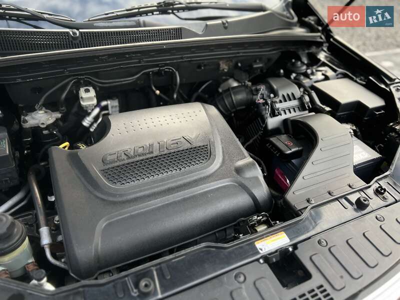 Позашляховик / Кросовер Kia Sorento 2012 в Ужгороді