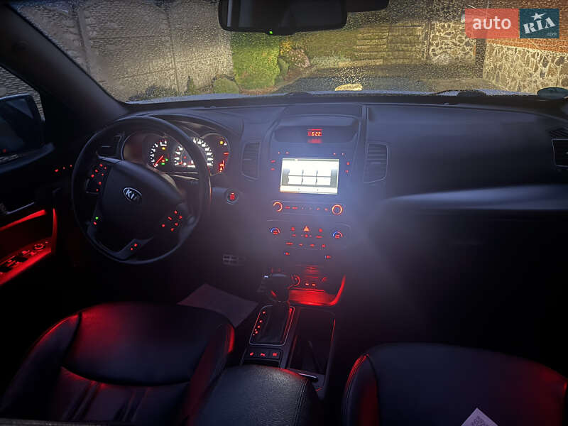 Позашляховик / Кросовер Kia Sorento 2014 в Рівному фото 14 Позашляховик / Кросовер Kia Sorento 2014 в Рівному
