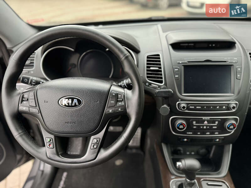 Позашляховик / Кросовер Kia Sorento 2014 в Рівному