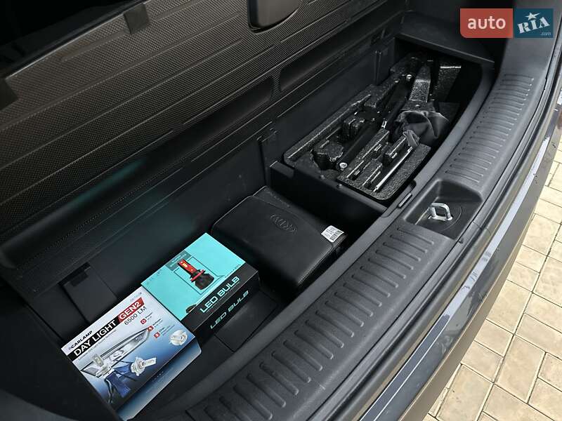 Позашляховик / Кросовер Kia Sorento 2017 в Одесі фото 71 Позашляховик / Кросовер Kia Sorento 2017 в Одесі