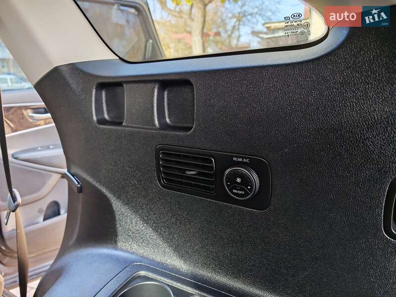 Позашляховик / Кросовер Kia Sorento 2016 в Могилів-Подільському фото 34 Позашляховик / Кросовер Kia Sorento 2016 в Могилів-Подільському