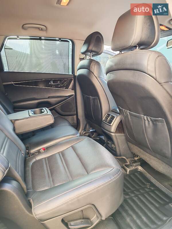 Позашляховик / Кросовер Kia Sorento 2016 в Могилів-Подільському фото 44 Позашляховик / Кросовер Kia Sorento 2016 в Могилів-Подільському