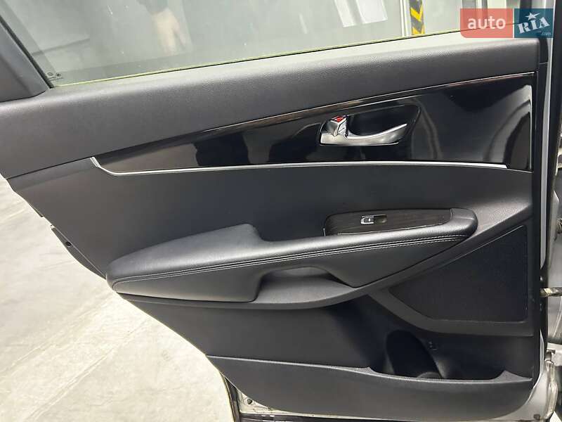 Позашляховик / Кросовер Kia Sorento 2019 в Чернівцях