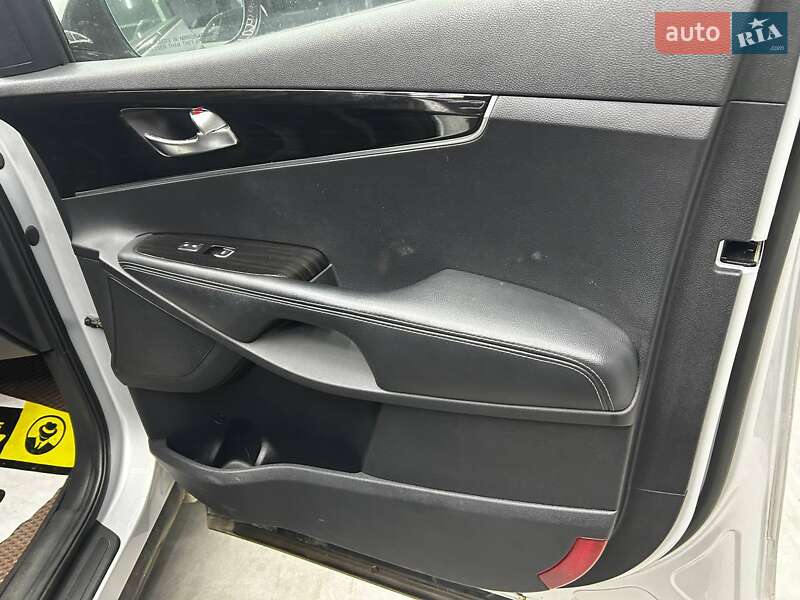Позашляховик / Кросовер Kia Sorento 2019 в Чернівцях