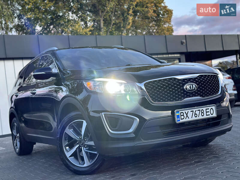 Внедорожник / Кроссовер Kia Sorento 2015 в Владимире фото 48 Внедорожник / Кроссовер Kia Sorento 2015 в Владимире