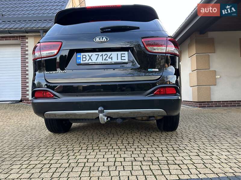 Внедорожник / Кроссовер Kia Sorento 2015 в Хмельницком