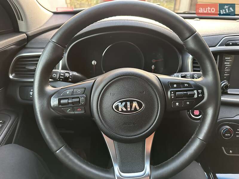 Внедорожник / Кроссовер Kia Sorento 2015 в Хмельницком