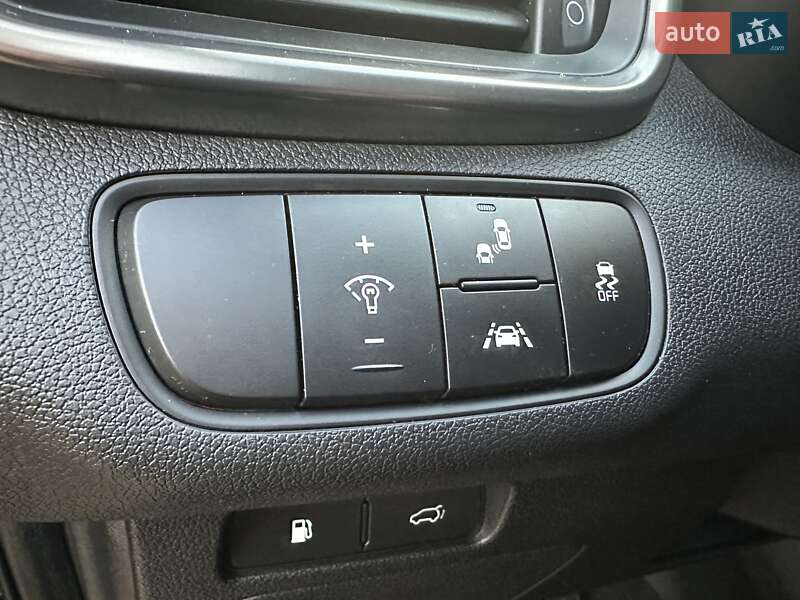 Внедорожник / Кроссовер Kia Sorento 2015 в Хмельницком