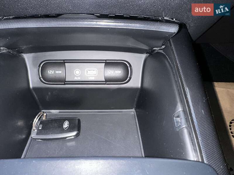 Внедорожник / Кроссовер Kia Sorento 2015 в Хмельницком