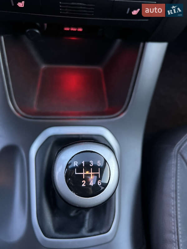 Позашляховик / Кросовер Kia Sorento 2012 в Луцьку