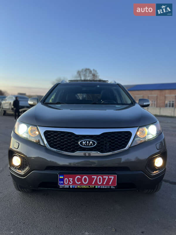 Позашляховик / Кросовер Kia Sorento 2012 в Луцьку