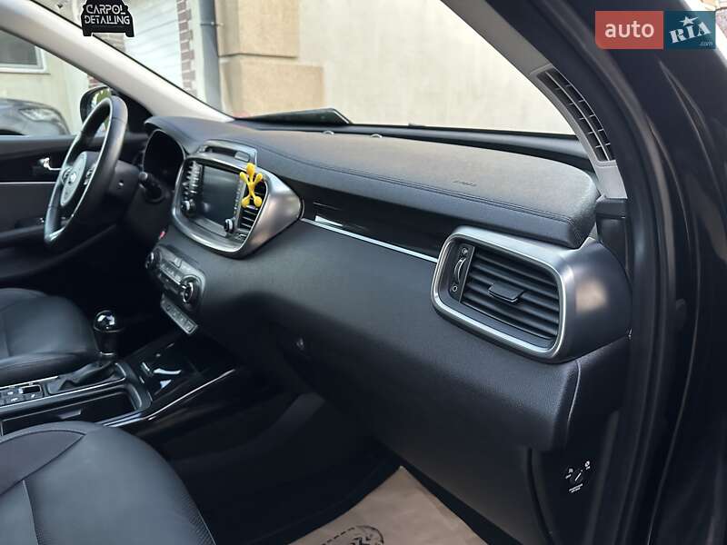 Внедорожник / Кроссовер Kia Sorento 2015 в Хмельницком