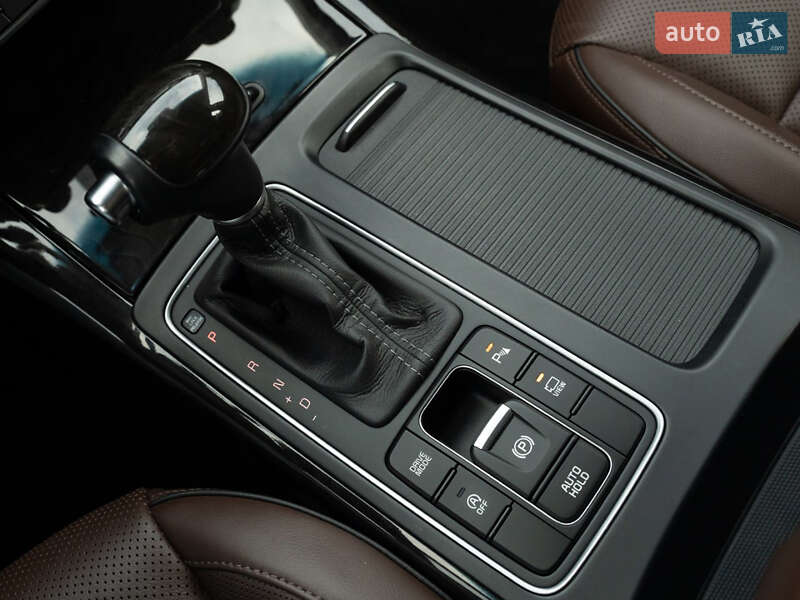 Внедорожник / Кроссовер Kia Sorento 2015 в Одессе