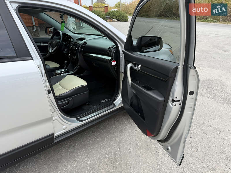 Позашляховик / Кросовер Kia Sorento 2010 в Кременці фото 13 Позашляховик / Кросовер Kia Sorento 2010 в Кременці