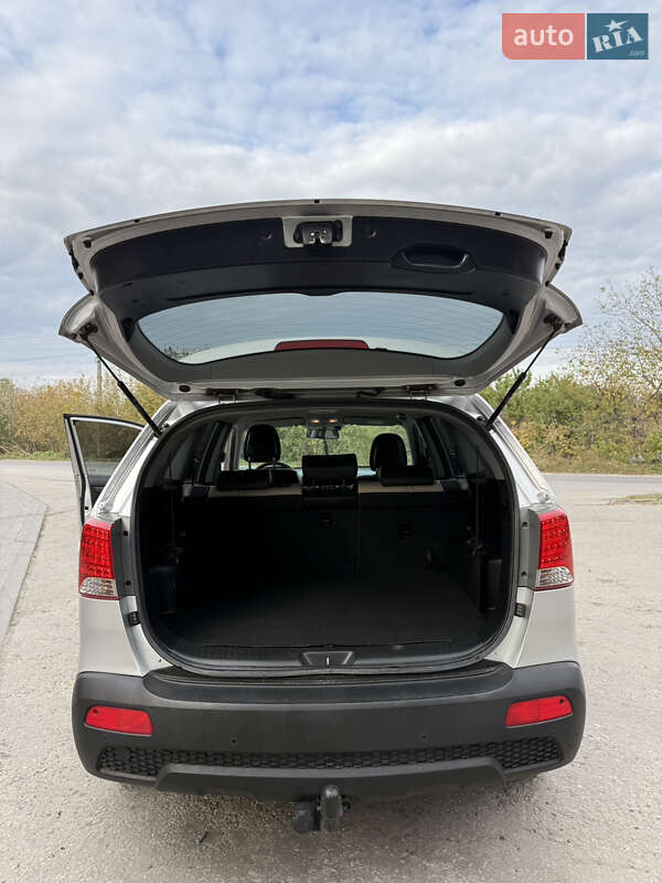 Позашляховик / Кросовер Kia Sorento 2010 в Кременці фото 29 Позашляховик / Кросовер Kia Sorento 2010 в Кременці