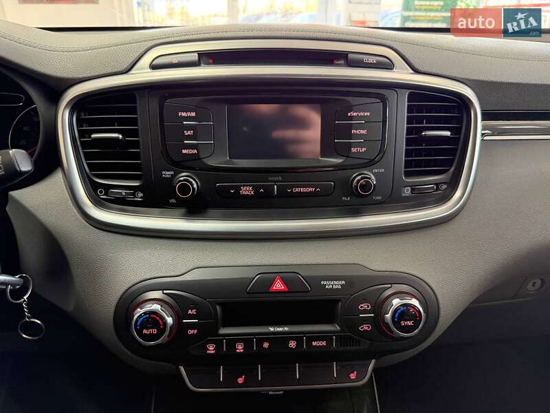 Внедорожник / Кроссовер Kia Sorento 2015 в Киеве фото 25 Внедорожник / Кроссовер Kia Sorento 2015 в Киеве