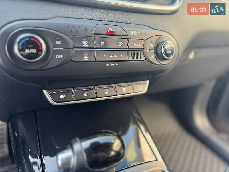 Внедорожник / Кроссовер Kia Sorento 2015 в Ивано-Франковске фото 48 Внедорожник / Кроссовер Kia Sorento 2015 в Ивано-Франковске