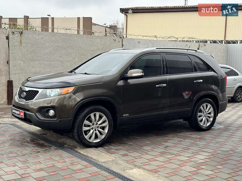 Позашляховик / Кросовер Kia Sorento 2010 в Запоріжжі