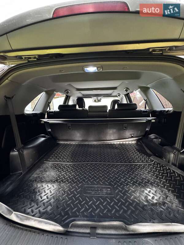 Позашляховик / Кросовер Kia Sorento 2011 в Чернівцях фото 12 Позашляховик / Кросовер Kia Sorento 2011 в Чернівцях