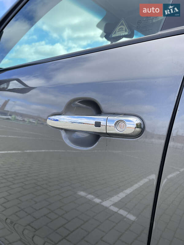 Внедорожник / Кроссовер Kia Sorento 2012 в Тернополе фото 11 Внедорожник / Кроссовер Kia Sorento 2012 в Тернополе