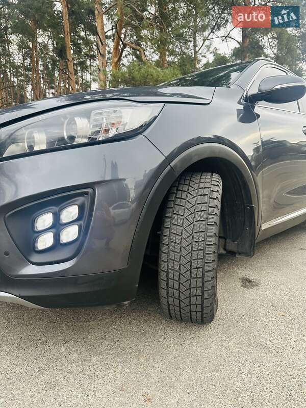 Позашляховик / Кросовер Kia Sorento 2016 в Києві