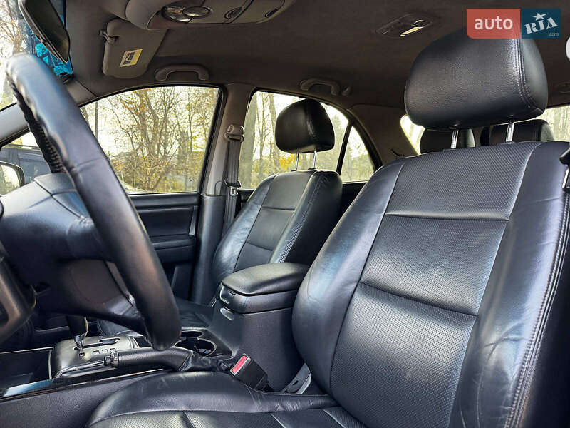 Позашляховик / Кросовер Kia Sorento 2008 в Києві
