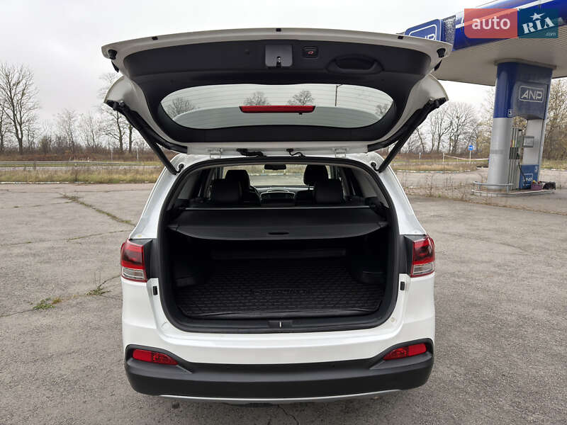 Внедорожник / Кроссовер Kia Sorento 2015 в Радивилове фото 65 Внедорожник / Кроссовер Kia Sorento 2015 в Радивилове