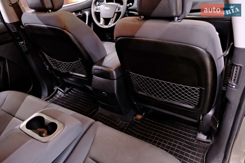 Внедорожник / Кроссовер Kia Sorento 2012 в Одессе фото 38 Внедорожник / Кроссовер Kia Sorento 2012 в Одессе