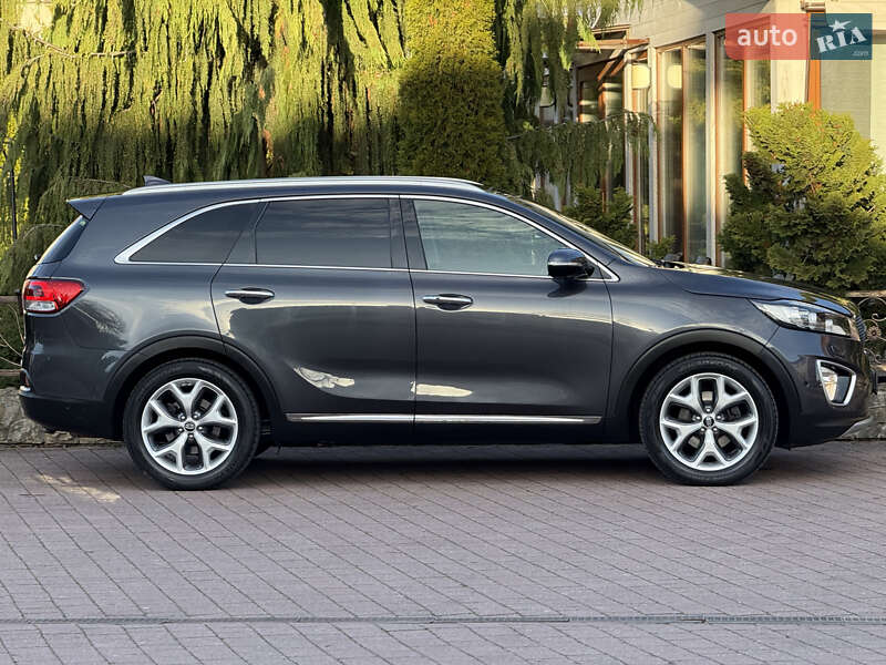 Позашляховик / Кросовер Kia Sorento 2016 в Стрию