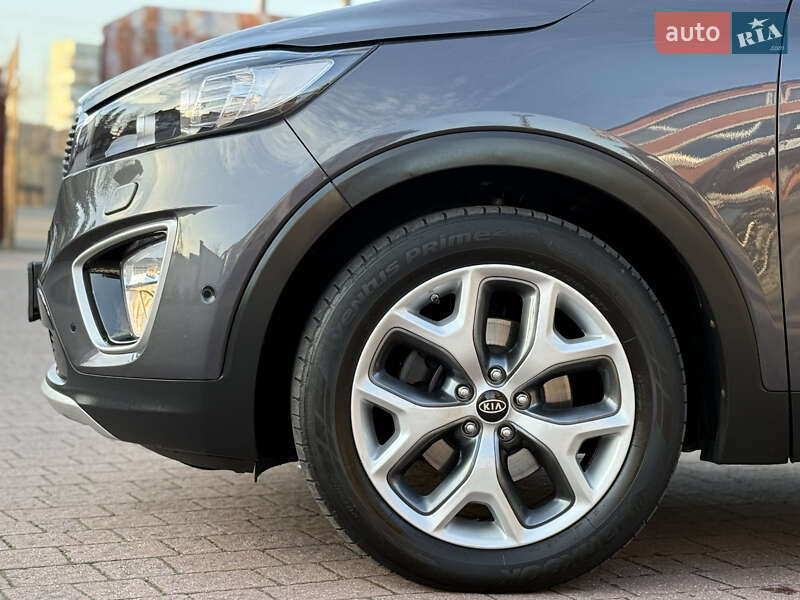 Позашляховик / Кросовер Kia Sorento 2016 в Стрию