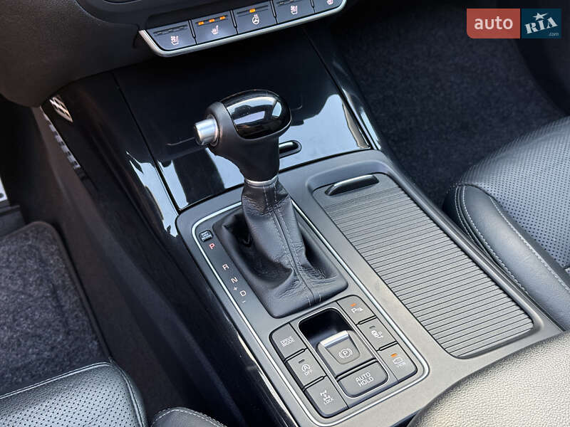 Позашляховик / Кросовер Kia Sorento 2016 в Стрию