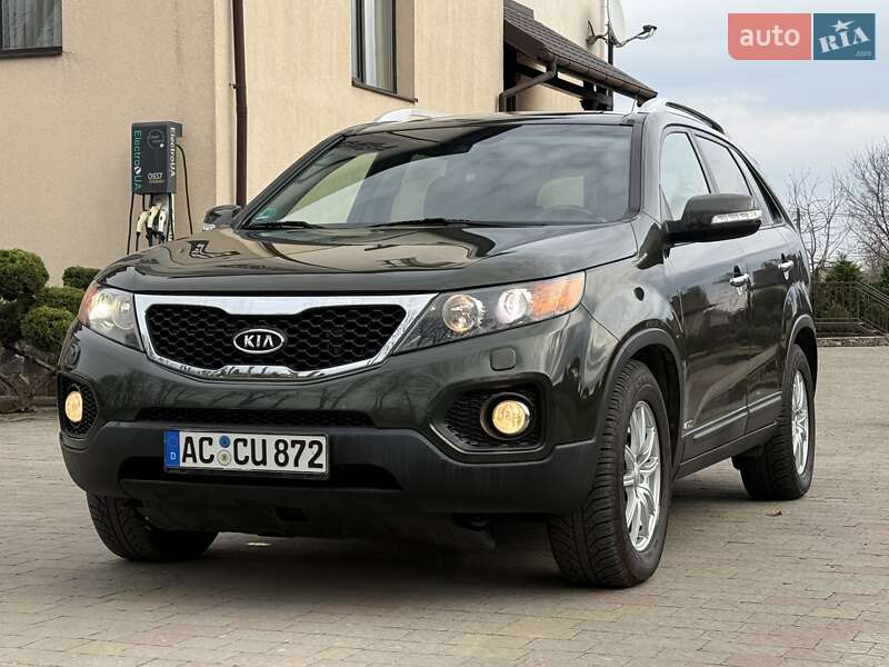 Внедорожник / Кроссовер Kia Sorento 2010 в Стрые