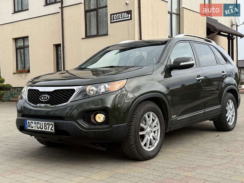 Внедорожник / Кроссовер Kia Sorento 2010 в Стрые