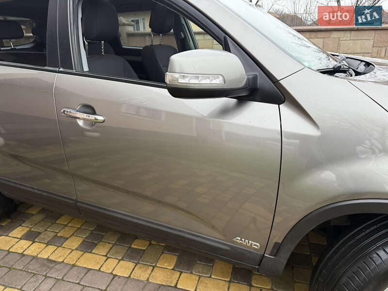 Позашляховик / Кросовер Kia Sorento 2010 в Коломиї