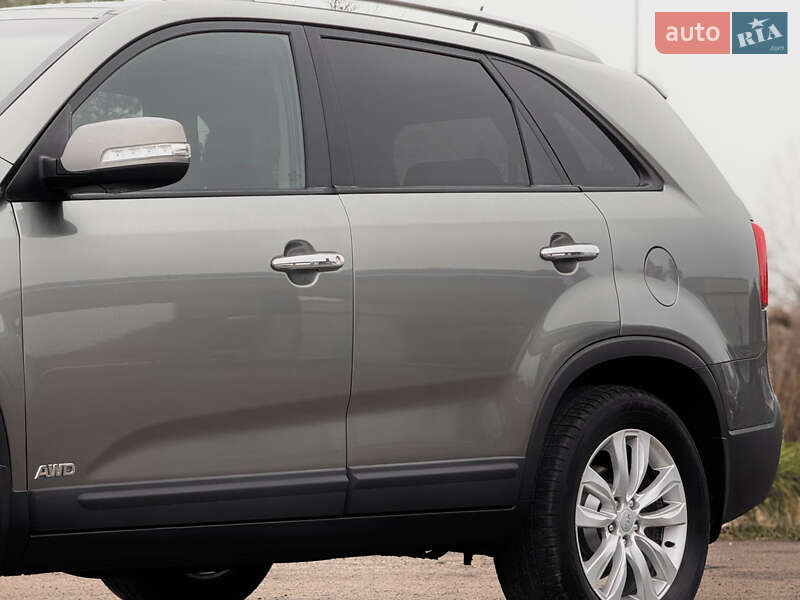 Позашляховик / Кросовер Kia Sorento 2012 в Радивиліві