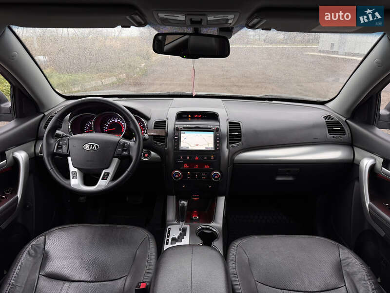 Позашляховик / Кросовер Kia Sorento 2012 в Радивиліві